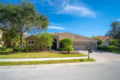 1023 Rainbow Court Bradenton FL 34212