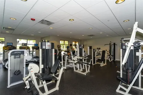 1023 Rainbow Court Bradenton FL 34212