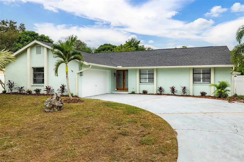 1233 St Andrews Drive Dunedin FL 34698
