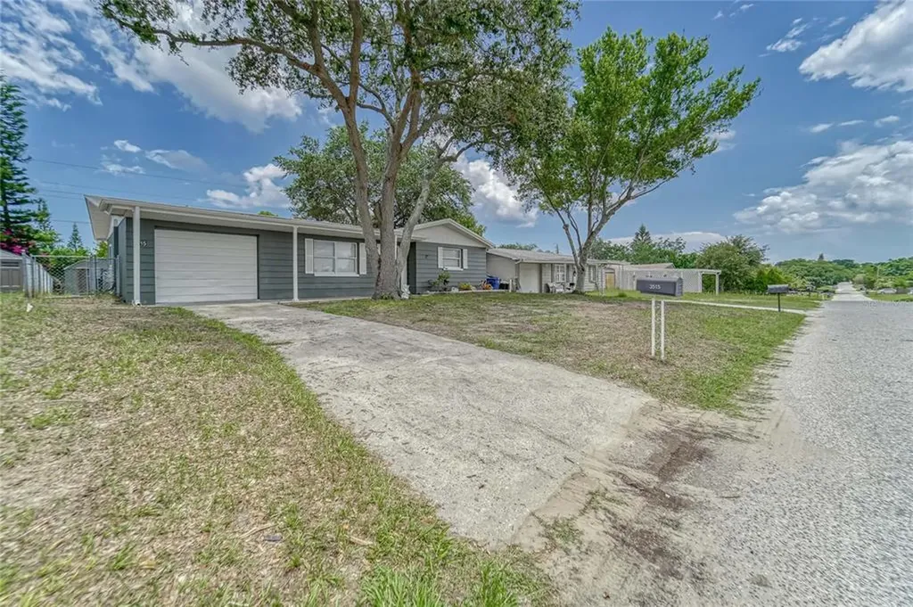 3515 Oakhurst Drive Holiday FL 34691