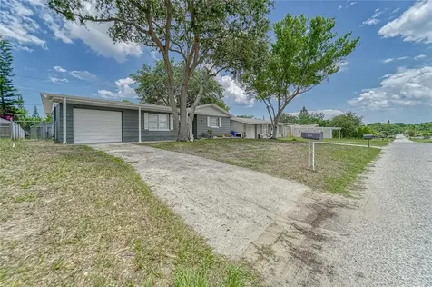 3515 Oakhurst Drive Holiday FL 34691