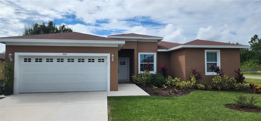 302 Jacksonville Court Kissimmee FL 34759
