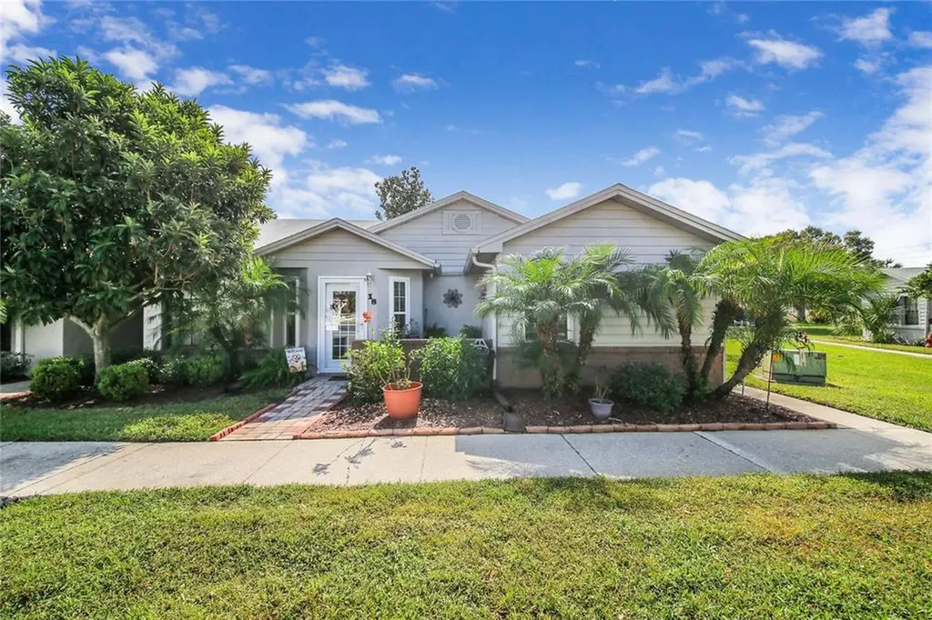 6464 Sandpipers Drive Lakeland FL 33809