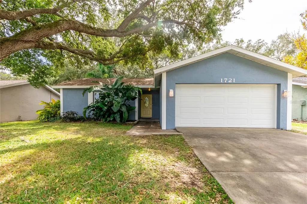 1721 Sutton Place Dunedin FL 34698
