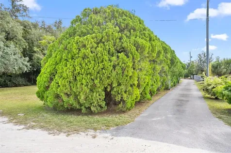 9900 Ideal Lane Hudson FL 34667