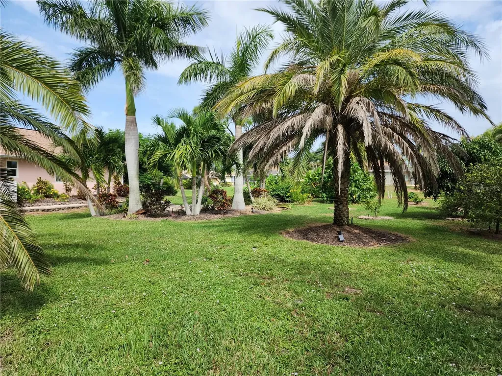 266 Long Meadow Lane Rotonda West FL 33947