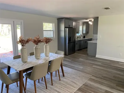2813 Kimberly Lane Tampa FL 33618