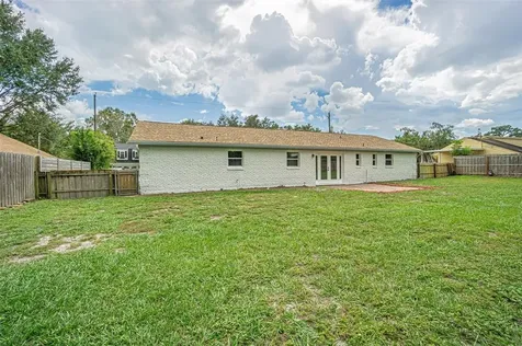 2813 Kimberly Lane Tampa FL 33618