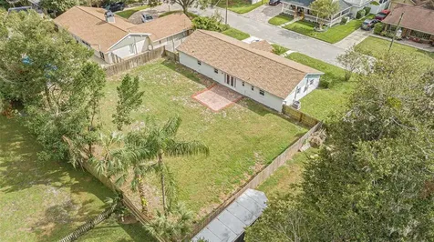 2813 Kimberly Lane Tampa FL 33618