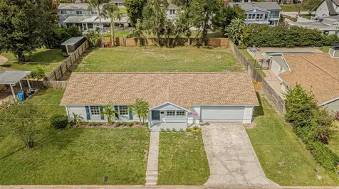 2813 Kimberly Lane Tampa FL 33618