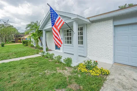 2813 Kimberly Lane Tampa FL 33618