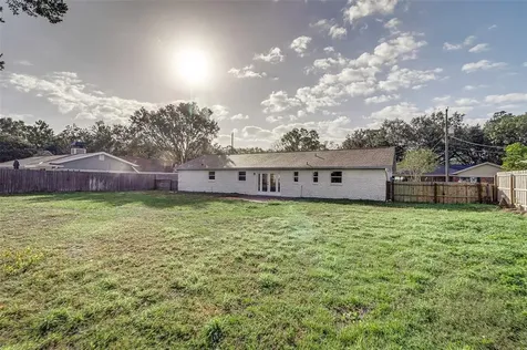 2813 Kimberly Lane Tampa FL 33618