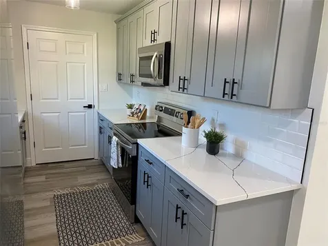 2813 Kimberly Lane Tampa FL 33618