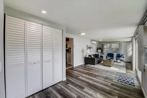 6754 78th Avenue N Pinellas Park FL 33781
