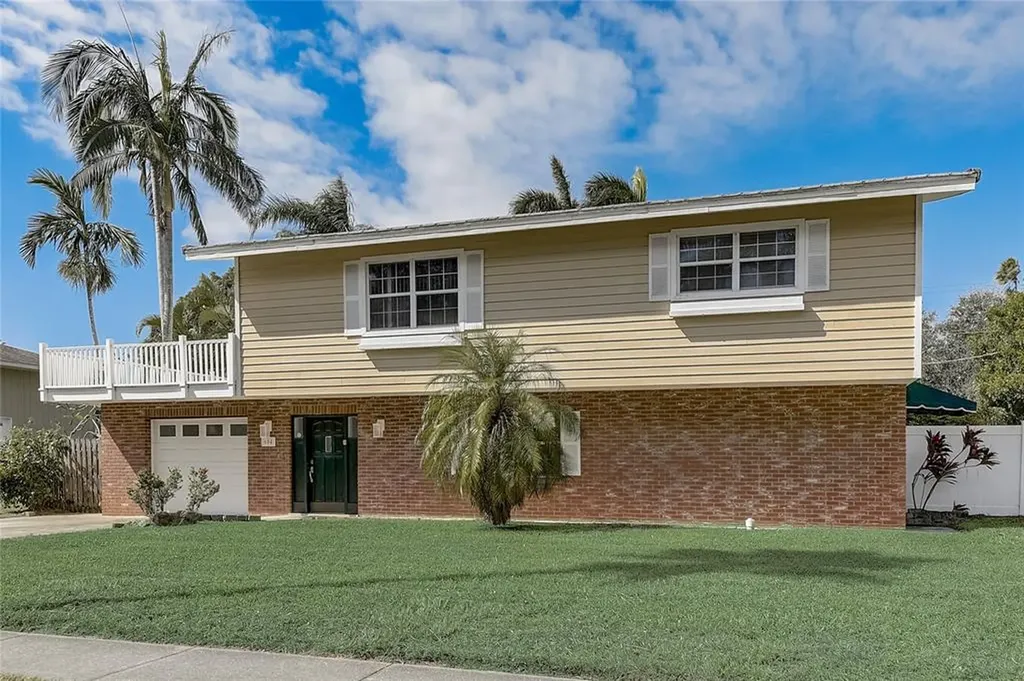 604 83rd Street NW Bradenton FL 34209