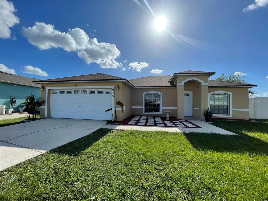915 Basilica Lane Kissimmee FL 34759