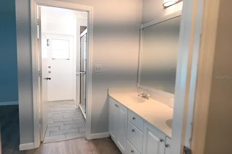 5846 Shady Brook Way Sarasota FL 34243