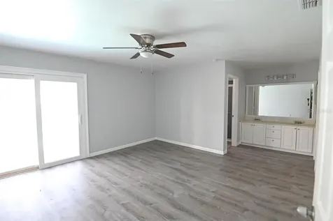 5846 Shady Brook Way Sarasota FL 34243