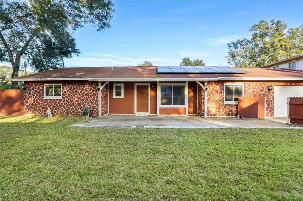 8427 N Manhattan Avenue Tampa FL 33614