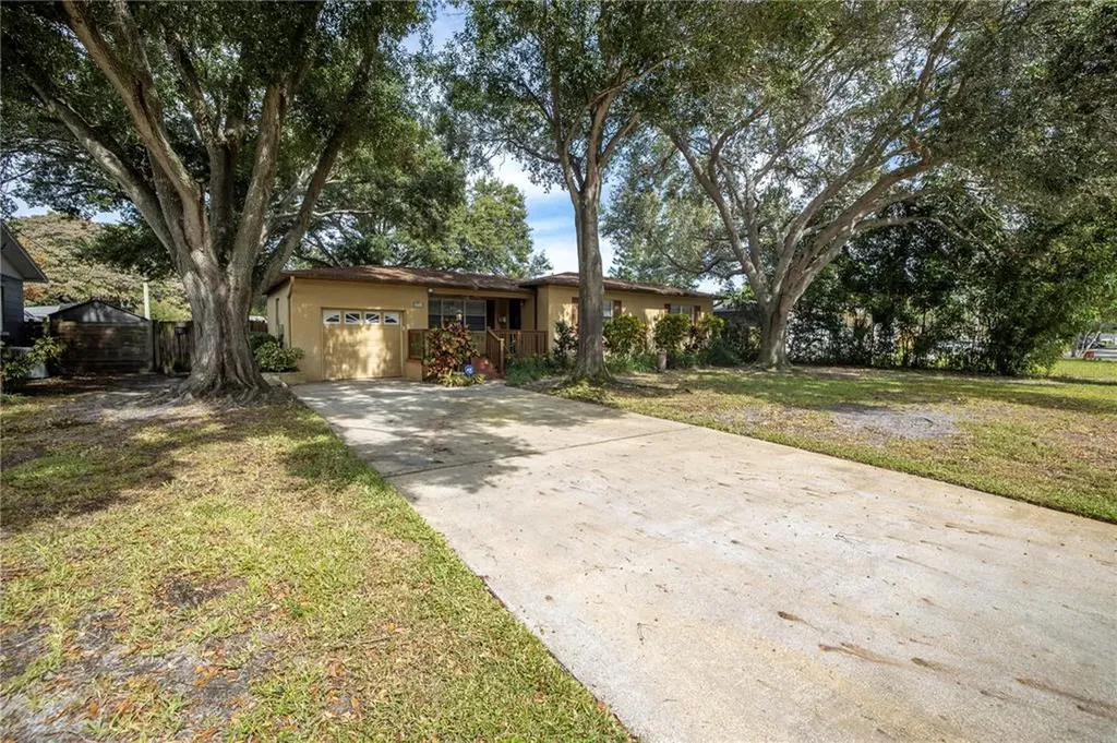5911 3rd Avenue N St Petersburg FL 33710