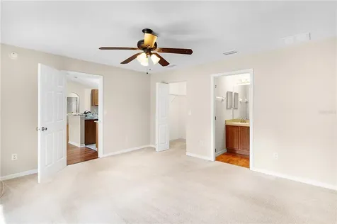 26 Bay Place Run Ocklawaha FL 32179