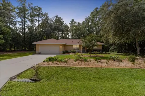 26 Bay Place Run Ocklawaha FL 32179