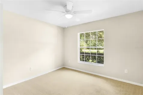 26 Bay Place Run Ocklawaha FL 32179