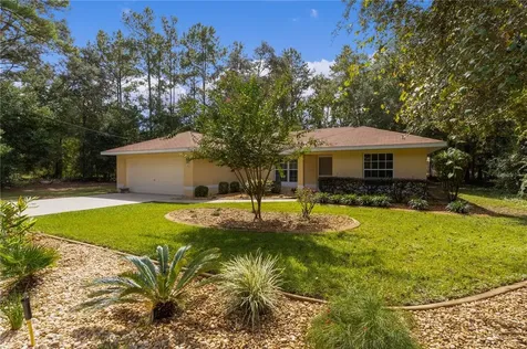 26 Bay Place Run Ocklawaha FL 32179