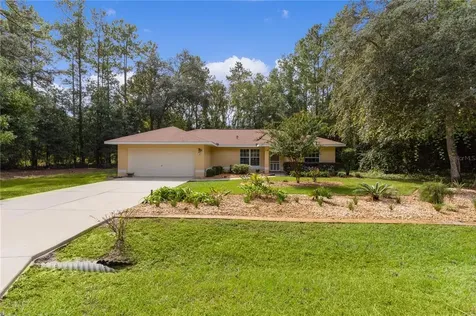 26 Bay Place Run Ocklawaha FL 32179