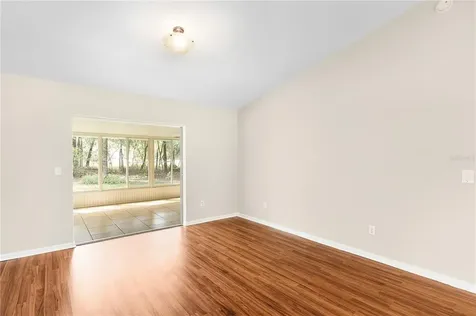26 Bay Place Run Ocklawaha FL 32179