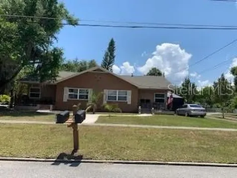 524/526 Sumner Street Kissimmee FL 34741