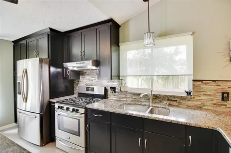 1019 Mckinnon Avenue Oviedo FL 32765