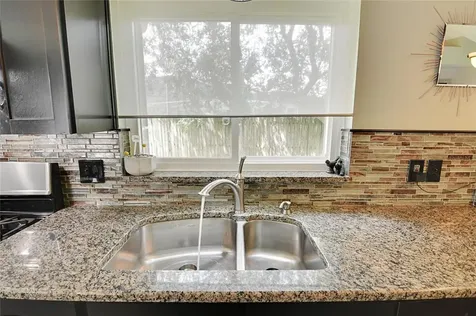 1019 Mckinnon Avenue Oviedo FL 32765