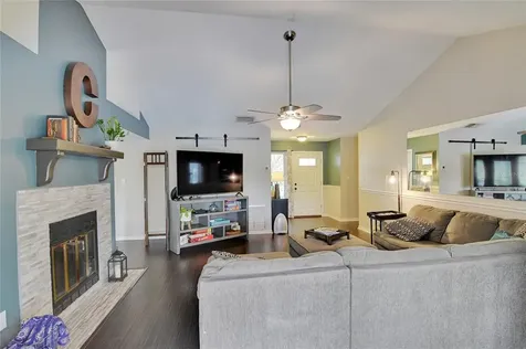 1019 Mckinnon Avenue Oviedo FL 32765