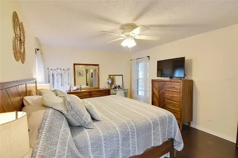 1019 Mckinnon Avenue Oviedo FL 32765
