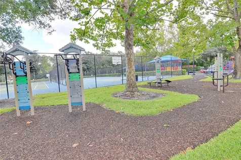 1019 Mckinnon Avenue Oviedo FL 32765
