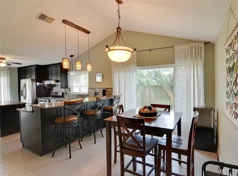 1019 Mckinnon Avenue Oviedo FL 32765