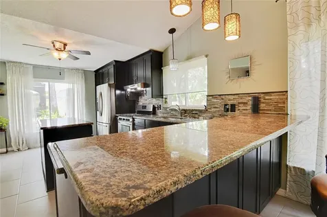 1019 Mckinnon Avenue Oviedo FL 32765