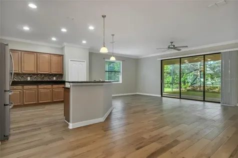 1318 Island Green Street Davenport FL 33896