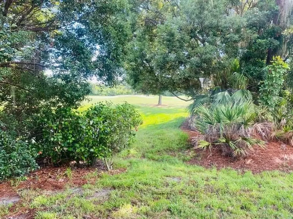 7711 Whitebridge Glen University Park FL 34201