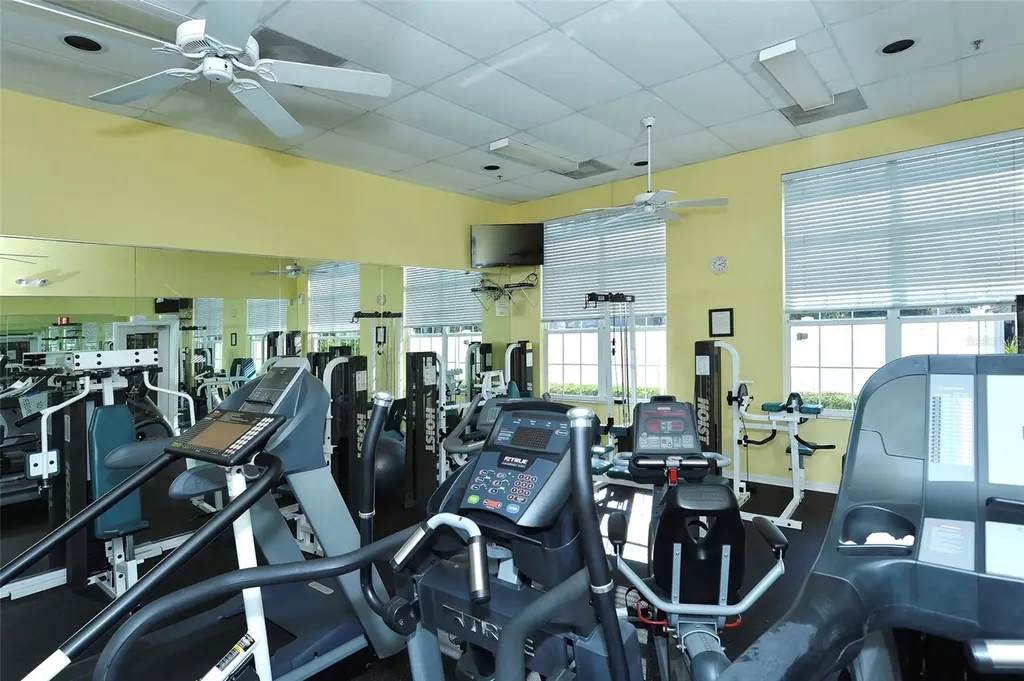 8375 Glenrose Way Sarasota FL 34238