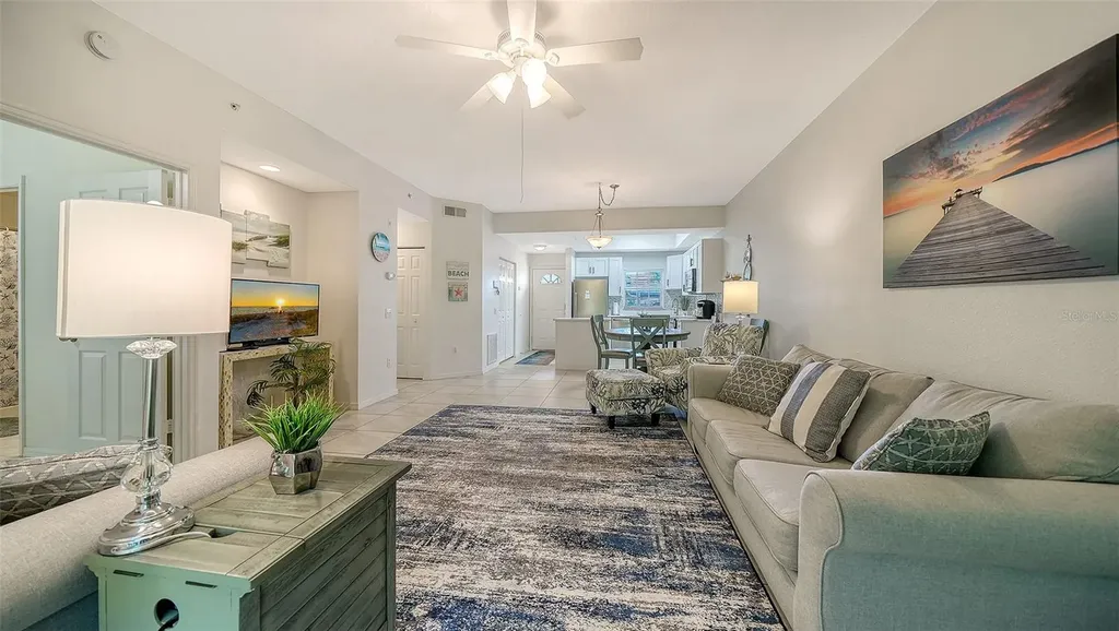 8375 Glenrose Way Sarasota FL 34238