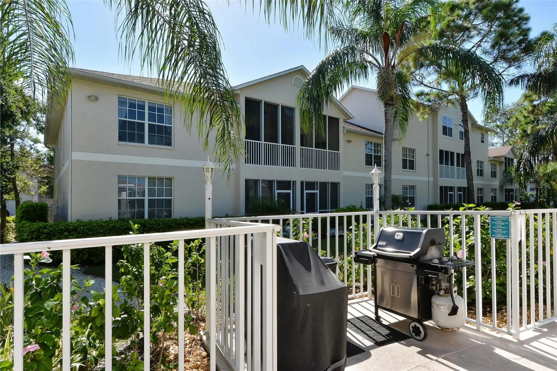 8375 Glenrose Way Sarasota FL 34238