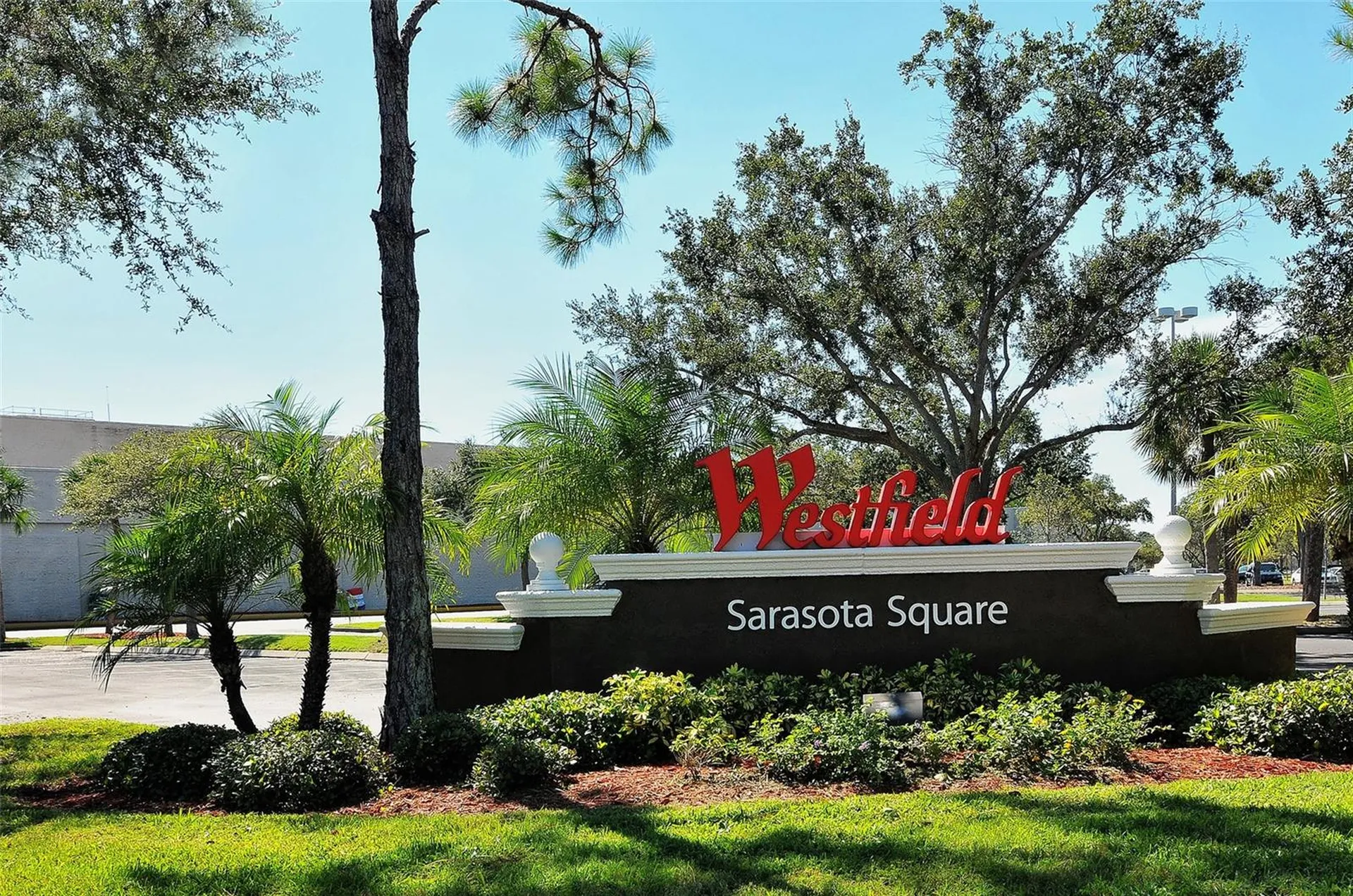 8375 Glenrose Way Sarasota FL 34238