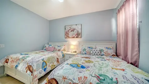 8375 Glenrose Way Sarasota FL 34238