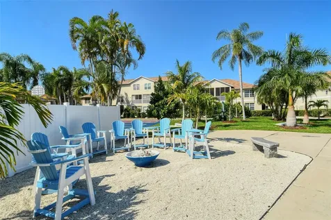 8375 Glenrose Way Sarasota FL 34238