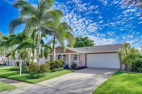 8035 17th Way N St Petersburg FL 33702