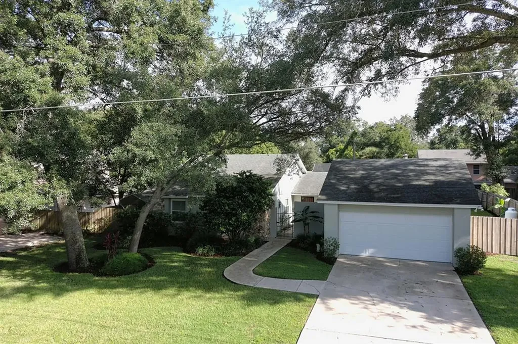 279 W Highland Street Altamonte Springs FL 32714