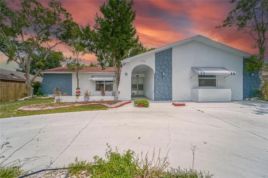 10961 Peppertree Lane Port Richey FL 34668