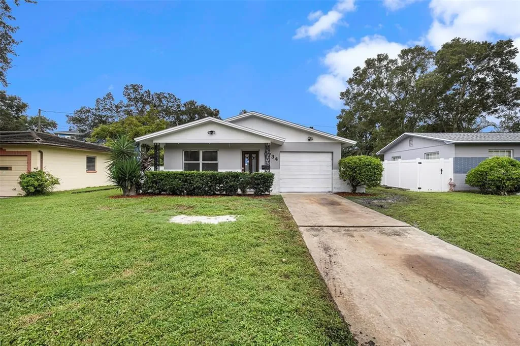 734 42nd Avenue N St Petersburg FL 33703